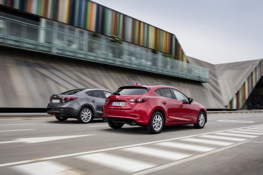  Mazda3 Hatchback 2016 года  (WW) (фото 37 из 37)